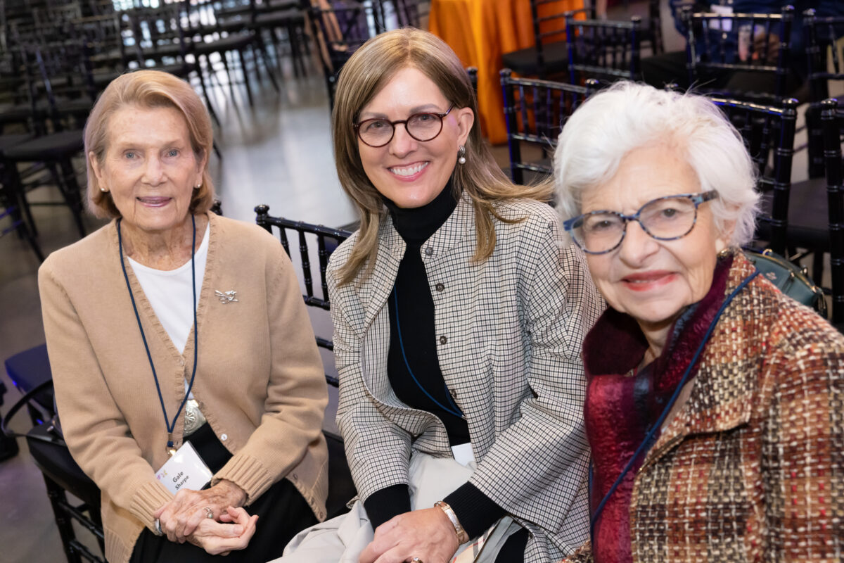 Donor-partners Gale Sharpe, Barbara Forster